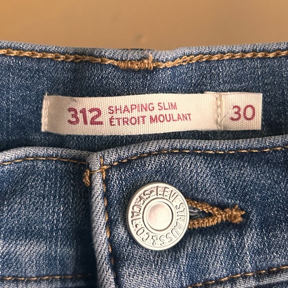 Levi’s shaping slim jeans / 30 - Picture 4 of 13